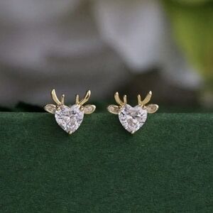 🎁🎁Elegant Gold Antler Heart Earrings